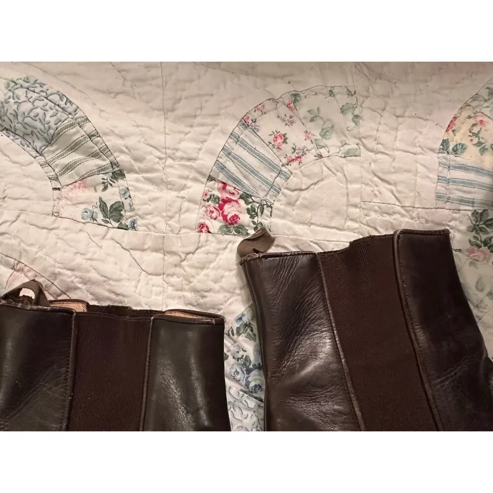 VINTAGE MANOLO BLAHNIK KITTEN HEEL ANKLE CHELSEA BOOTS